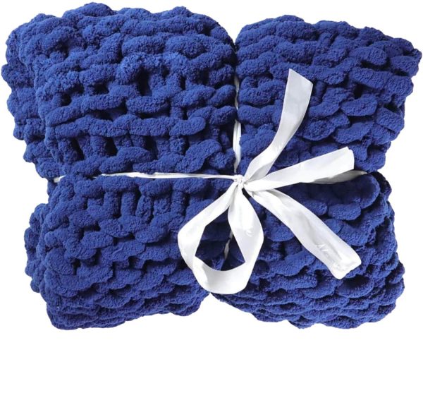Chunky Knit Blanket - Beautiful Home Decor Throw - Soft Chenille Yarn