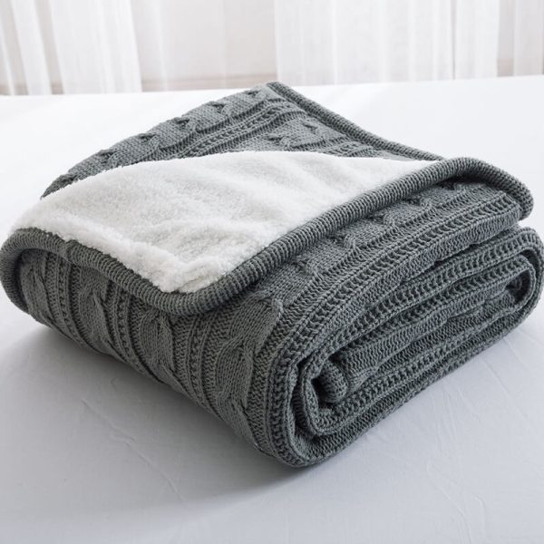Sherpa Wool Chunky Knit Blanket