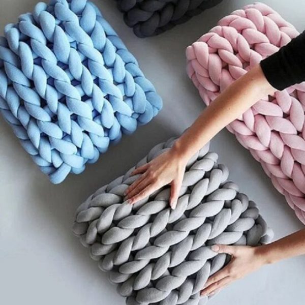 Chunky Yarn Blanket