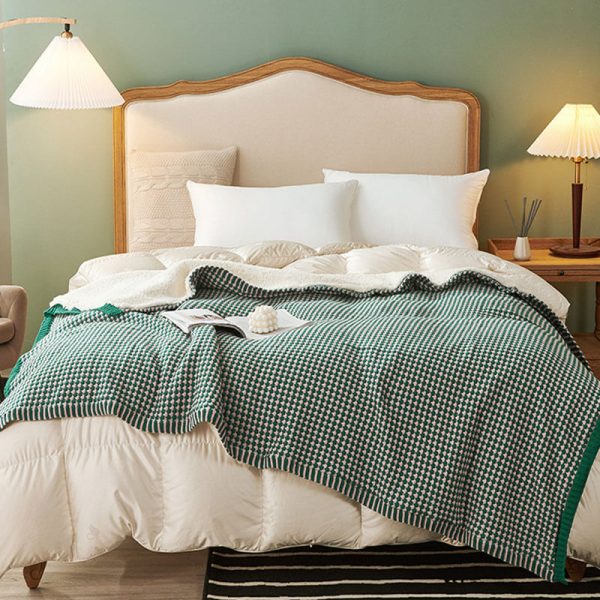 Sherpa Wool Chunky Knit Blanket